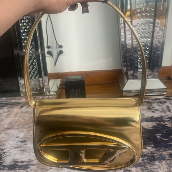 Diesel Bag Gold Medium - Picture 1 of 4